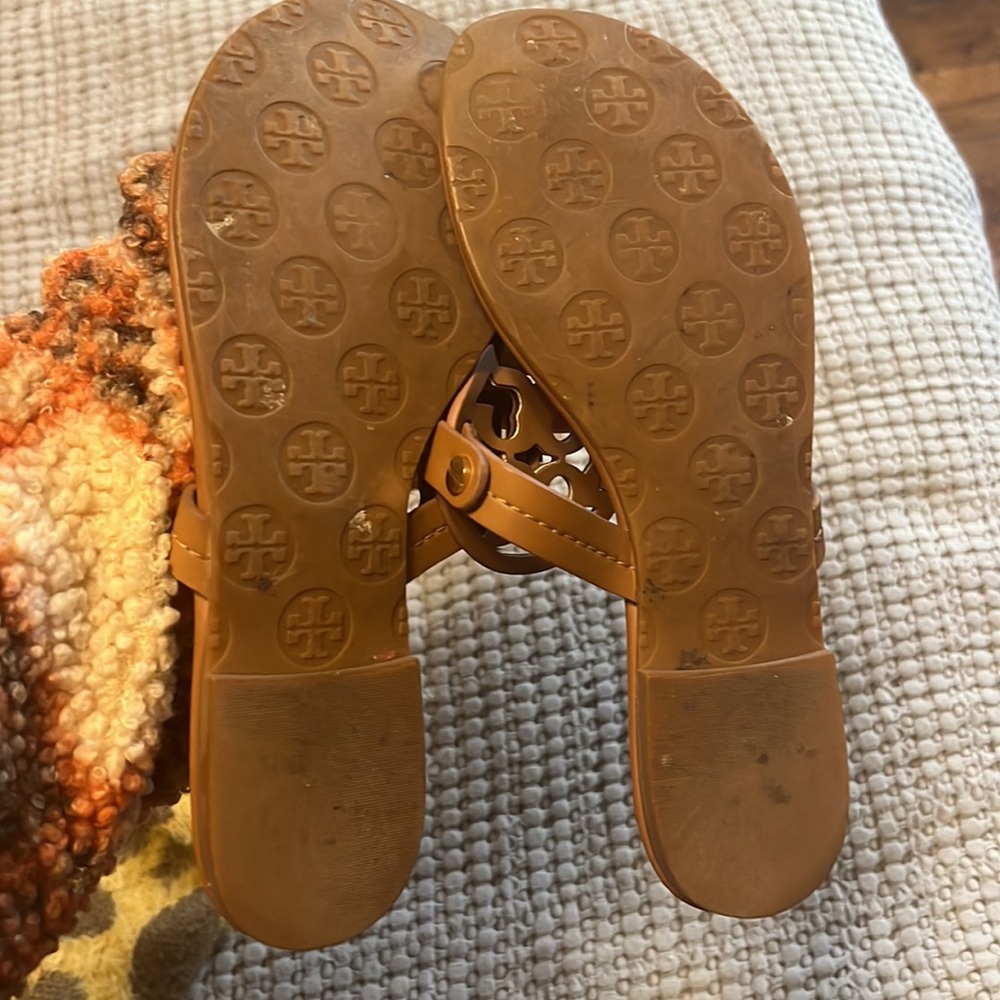 Sandals - Picture 2 of 2